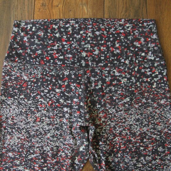 Lululemon Align Crop size 12 *GUC - Picture 6 of 13